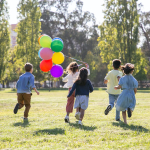 pension chevaux Lambesc-activites pour enfants Lambesc-ferme pedagogique Lambesc-balades a poney Bouches-du-Rhone-jeux exterieurs Lambesc-ecurie de proprietaires Salon-de-Provence-organisation d'anniversaires Mallemort-poney-club Lambesc